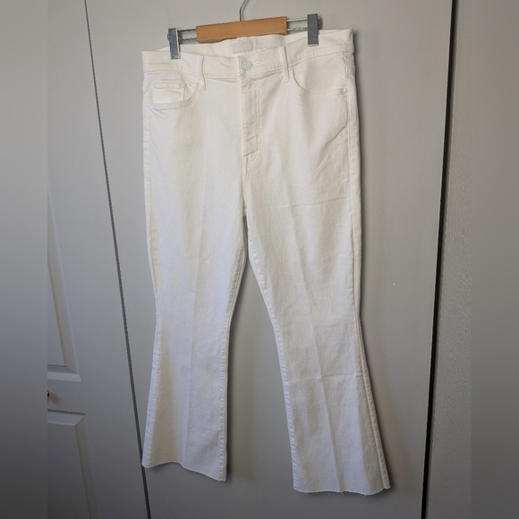 MOTHER The Weekender Fray White Stretch Flare Women Jeans Size 34 Made in USA - Picture 4 of 16